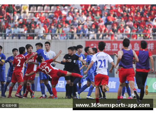 球员集体照，谁是垫脚者？